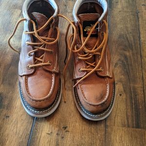 Youth Thorogood brown leather boots